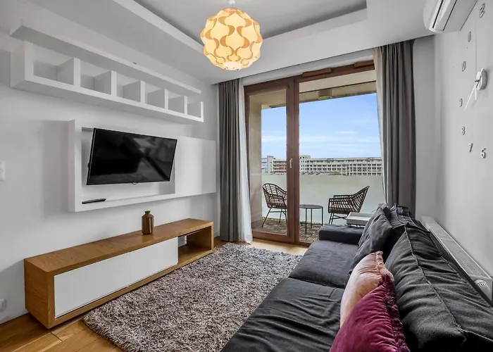 Spacious 2 Bedroom Ac Dalanowska 46 바르샤바